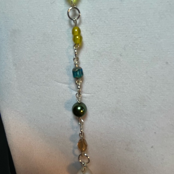 Wire wrapped glass beaded necklace - Picture 8 of 10